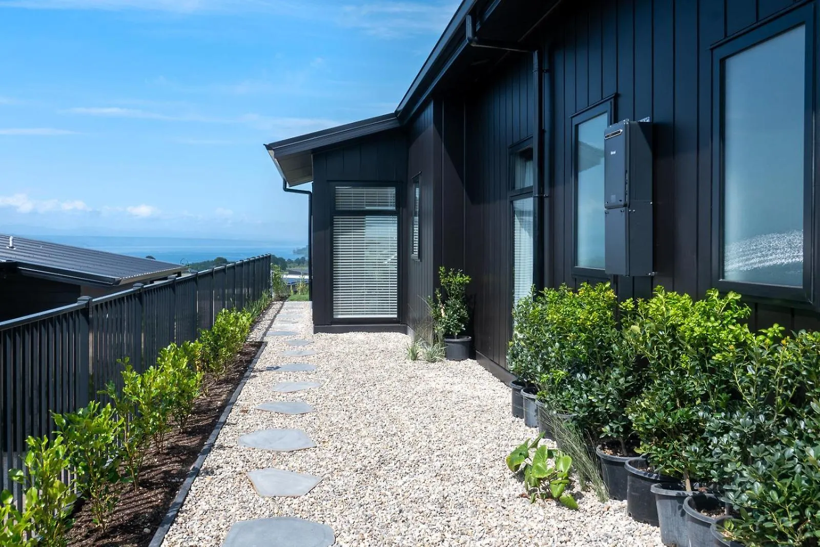 Heated Pool Gym Sauna Hot Tub Taupo Holiday home
